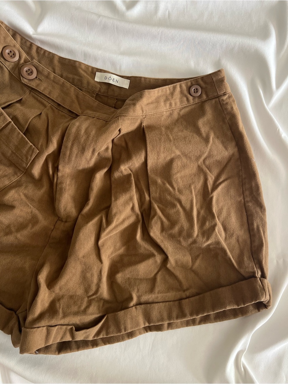 DOEN Raelyn Shorts ✨🥥 - Picture 4 of 7